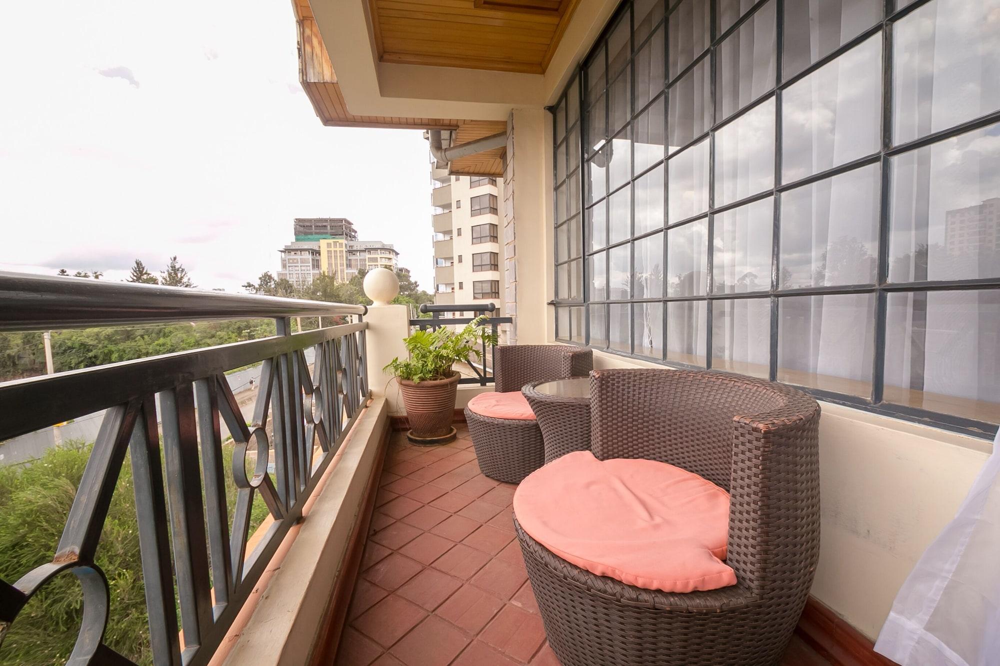 Meltonia Luxury Suites Nairobi Ngoại thất bức ảnh