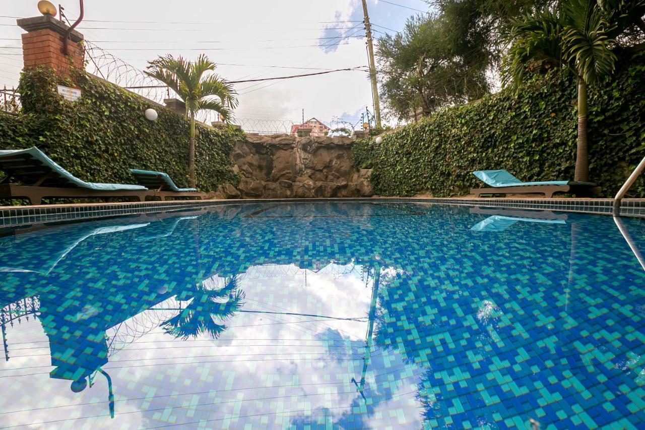Meltonia Luxury Suites Nairobi Ngoại thất bức ảnh